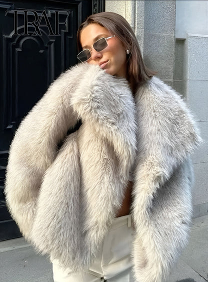 JULIE | Faux Fur Coat